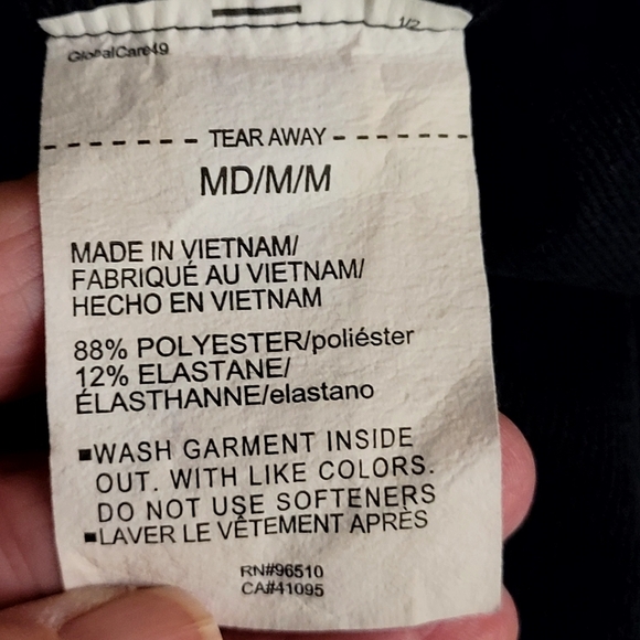 UnderArmour LS Pullover with Motion Snap Collar, Size Womens Medium - Picture 9 of 12